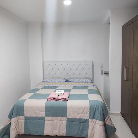 Quarto Em Casa Da Familia Anton Sao Jose dos Pinhais Ngoại thất bức ảnh